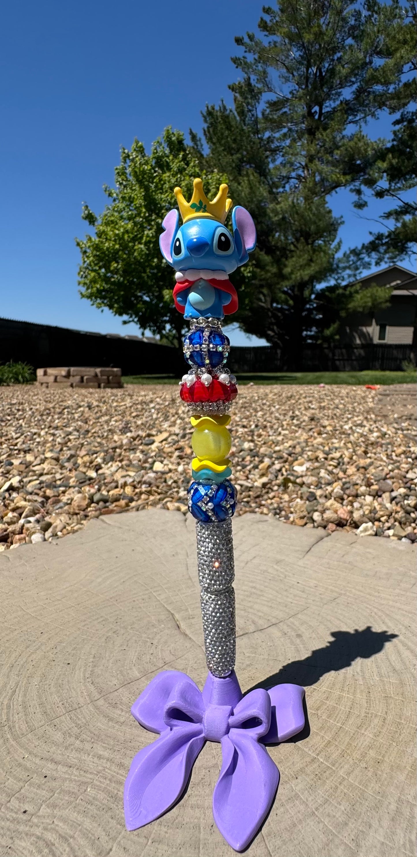Crowned Stitch