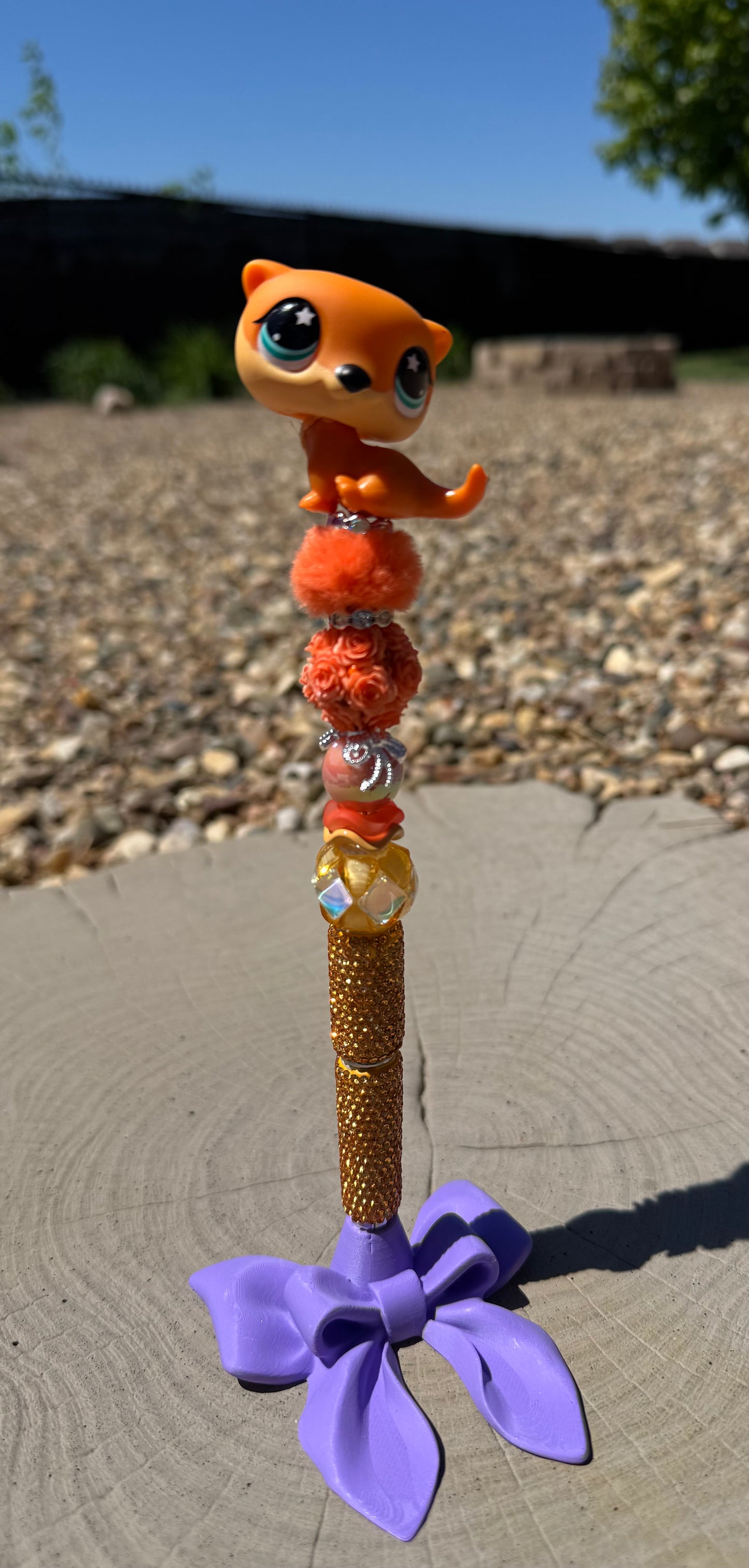Otter, LPS" Fancy Pen